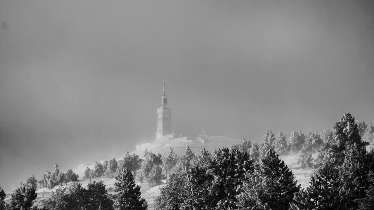La Belle Histoire Gite Ventoux Bedoin Bagian luar foto